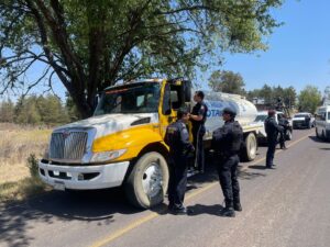 Extracción ilegal de agua Pátzcuaro-Morelia Informativo2