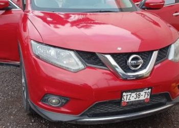 En operativo, detiene Fiscalía General a cuatro presuntos responsables del robo de una camioneta