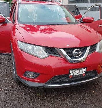 En operativo, detiene Fiscalía General a cuatro presuntos responsables del robo de una camioneta