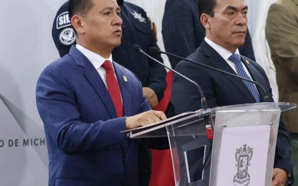 Carlos Torres Piña - Morelia Informativo