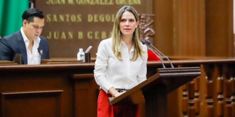 Creación de una Fiscalía Especializada en Delitos Contra los Animales en Michoacán, proponen Daniela De Los Santos y GIDA