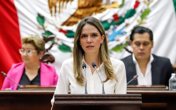 Daniela de los Santos - Morelia Informativo