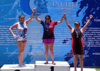 Equipo Ajolotes IMCUFIDE medallistas 2 - Morelia Informativo