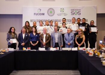 Reconocimiento a oficiales de Policía Morelia-Morelia Informativo