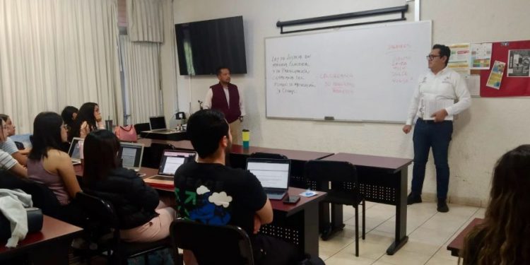 Rífatela y elige estudiar; abiertas inscripciones para prepa y universidad