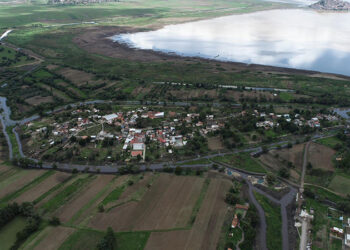 Participación comunitaria, clave en recuperación del lago de Pátzcuaro: Secma