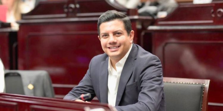 Oscar Escobar Congreso sanciones bullying escolar - Morelia Informativo