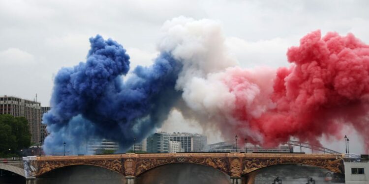 Inició la apertura de los Juegos Olímpicos de París 2024, en el puente de Austerlitz