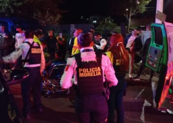 Policía Morelia apoya a joven atropellado