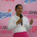 función de la mujer frente al usuario transporte público