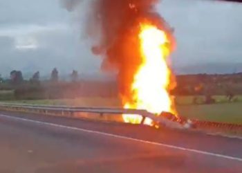 incendio tráiler autopista Occidente - Morelia Informativo