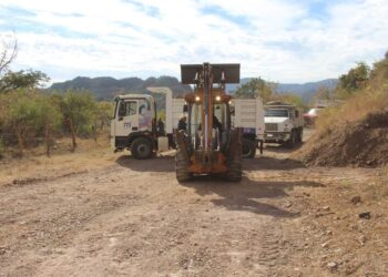 rehabilitan caminos rurales
