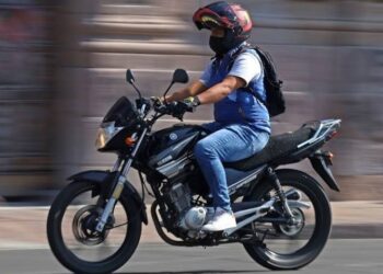 usar casco al manejar moto