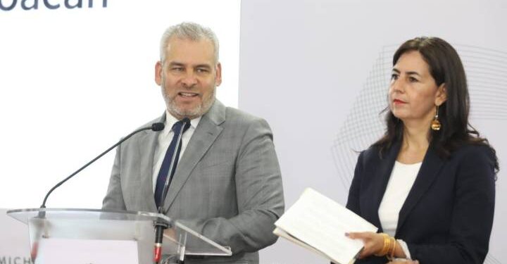 Alfredo Ramírez Bedolla y Gabriela Molina SEE