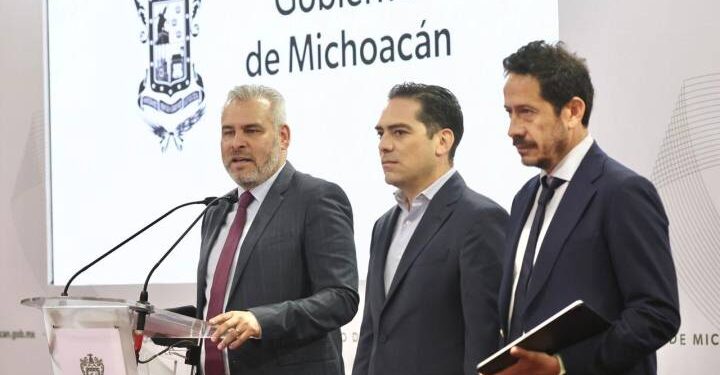 Exdiputados federales boicotean teleférico de Uruapan por cuestiones políticas Bedolla