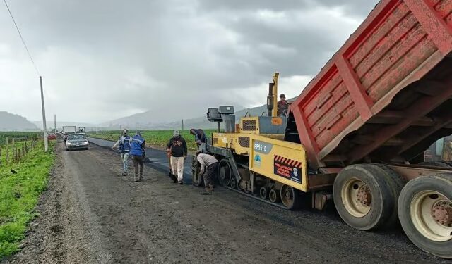 Modernizan carretera Nahuatzen-Arantepacua para beneficio de 15 mil habitantes-Morelia Informativo