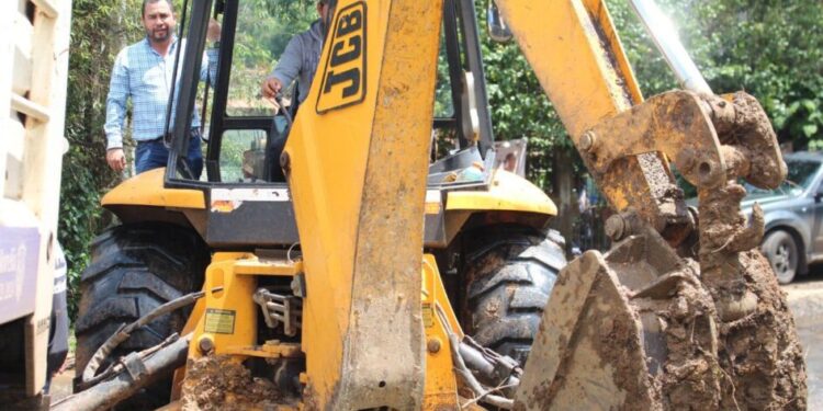 Gobierno de Morelia mantiene labores de limpieza de ríos en la zona rural