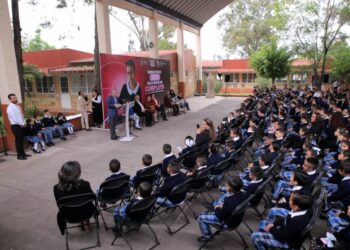 Garantizados los sueldos y prestaciones del magisterio: Luis Navarro-Morelia Informativo