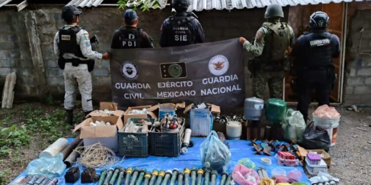 Se aseguró un aproximado de más de 150 componentes y artefactos explosivos en Buenavista-Morelia Informativo