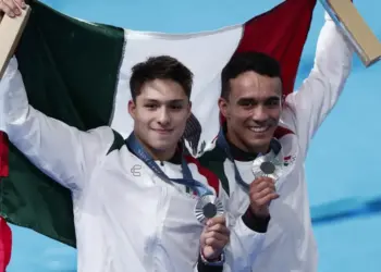 Osmar y Juan medalla plata clavados