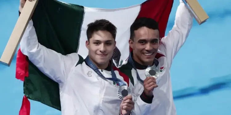 Osmar y Juan medalla plata clavados