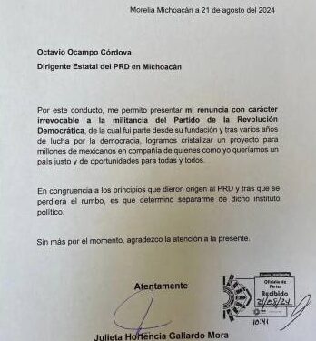 Renuncia Julieta Gallardo