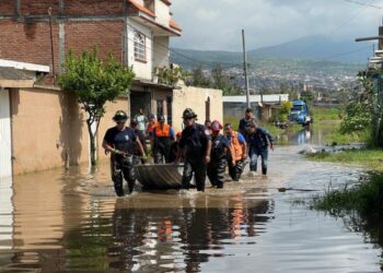 apoyo en colonias inundadas