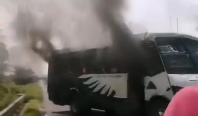 camión incendiado Apatzingán