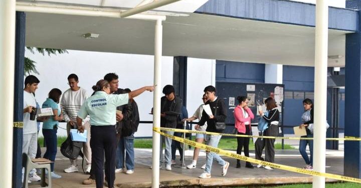 continúa proceso de inscripción UMSNH