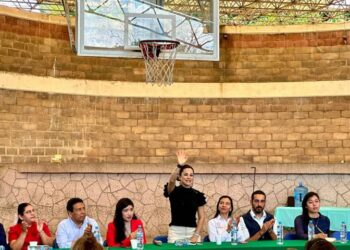 gobierno estatal mujeres Ziracuaretiro