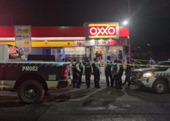 investigación quema de oxxos