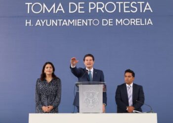 Alfonso Martínez toma protesta como alcalde moreliano