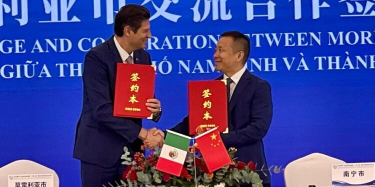 Firman hermanamiento Morelia y Nanning China
