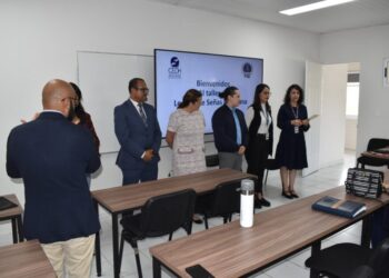 Se capacita personal de la FGE con taller de Lengua de Señas Mexicana-Morelia Informativo