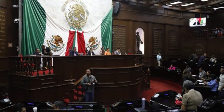 Mejores condiciones de trabajo a policías: 75 Legislatura-Morelia Informativo