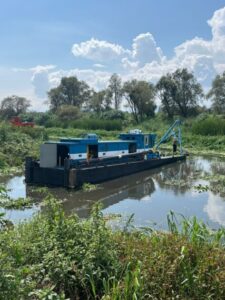 El Lago de Pátzcuaro se beneficia con una nueva draga para su recuperación: Compesca-Morelia Informativo1