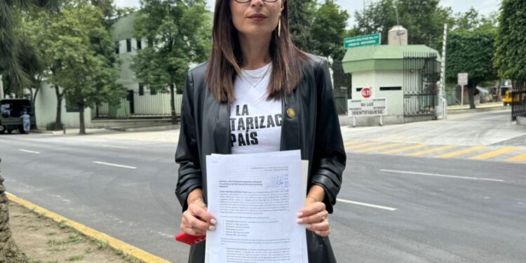 Ballesteros presenta contrarreforma para evitar militarizar la Constitución-Morelia Informativo