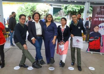 Llegan tenis del Programa Jalo a Estudiar a jóvenes de todo el estado: SEE-Morelia Informativo