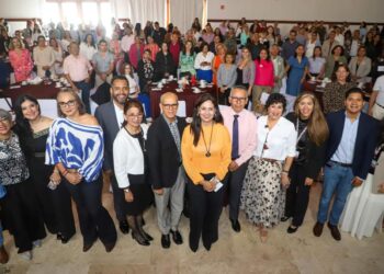 Reconoce SEE labor de miles de docentes en el fomento a la inclusión
