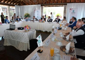 Sí Financia y Nafin fortalecen a sector empresarial con créditos por mil 252 mdp