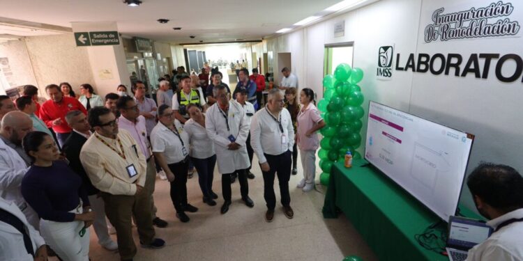 Supervisan obras en HGSZ No. 9 titular del IMSS en Michoacán y secretario general del SNTSS sección XX