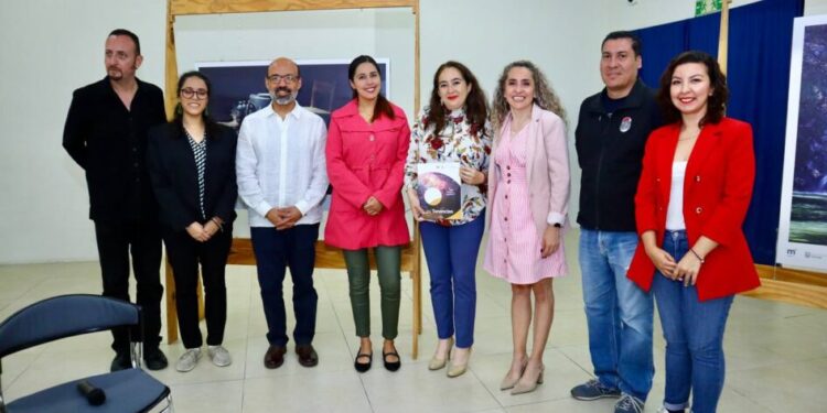 Conoce la exposición De Tenencias: Visual anónima Fotográfica II