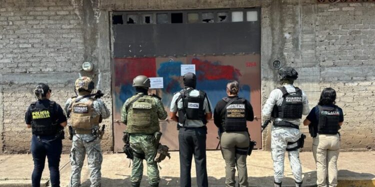 La acción fue llevada a cabo por la Unidad de Investigación y Persecución al Narcomenudeo, en colaboración con la Guardia Nacional, la Coordinación Nacional Antisecuestro, la Secretaría de la Defensa Nacional y la Policía de Morelia-Morelia Informativo