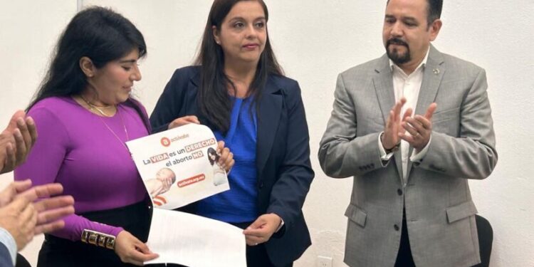 Reciben diputados del PAN propuestas ciudadanas por la defensa de la vida-Morelia Informativo