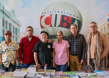 Morelia maravilla a delegación cubana participante en la Feria Internacional del Libro y la Lectura-Morelia Informativo