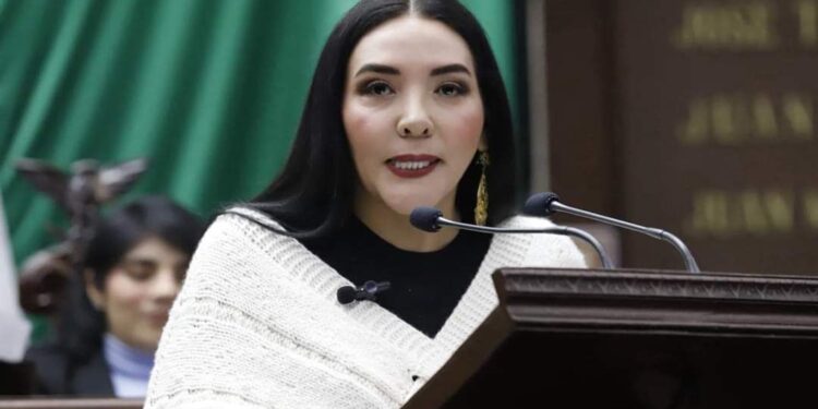 Reforma Constitucional Indígena un acto de justicia a la lucha histórica: Adriana Campos Huirache-Morelia Informativo