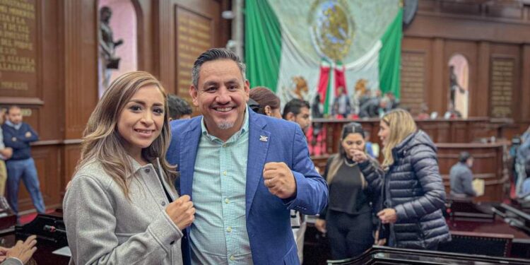 Que sea efectiva reforma constitucional indígena demanda Víctor Manríquez-Morelia Informativo