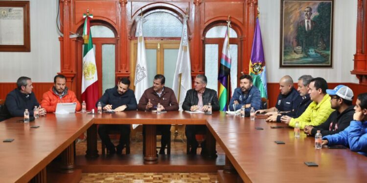 Realizan reunión de evaluación, federación, estado y municipio de Morelia por desfogue de la presa de Cointzio-Morelia Informativo