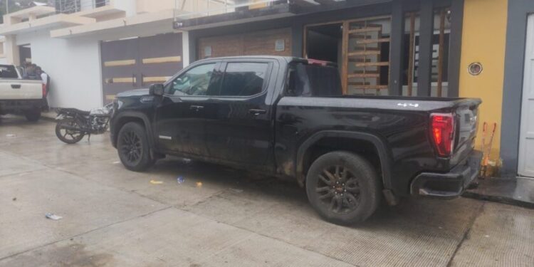 Tras operativo de Sedena, GN y FGR en Erongarícuaro, hay 5 detenidos, armas de fuego y vehículos asegurados