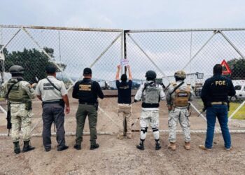 cateo aseguran vehículos y droga